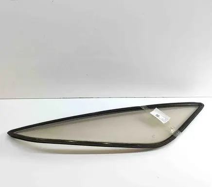 Porsche 928 Rear side window 92854310402