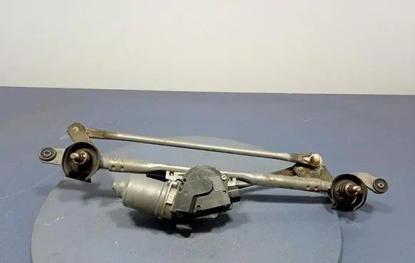 Mazda CX-5 Front wiper linkage and motor KD5367340