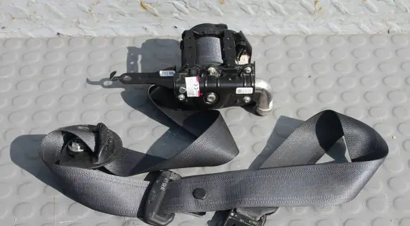 Mazda CX-30 Front seatbelt PASLEWYPRZODCX30