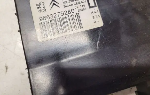 Citroen C6 Seat control module 9663279280