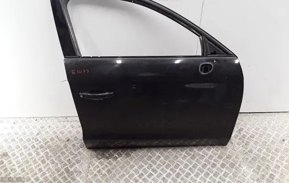 Audi A1 Front door 8X4831052A COLORA2