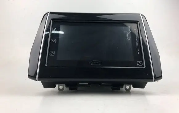 Suzuki Swift III Radio/CD/DVD/GPS head unit 3992052RG6 7515004720