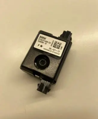 BMW 4 F36 Gran coupe Aerial antenna amplifier 9231466 10859410
