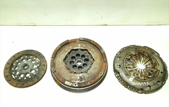 Mini One - Cooper R57 Clutch set kit 8600207