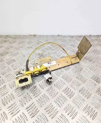 Mercedes-Benz SLC C107 Coolant fan relay 0008210247 A0008210247