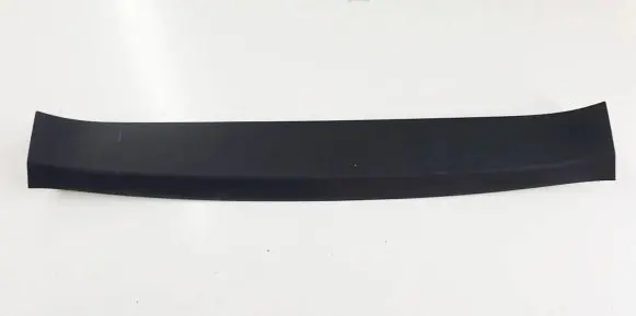 Subaru Impreza III Bottom trim 