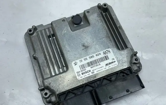 Opel Insignia A Engine control unit/module 55585024