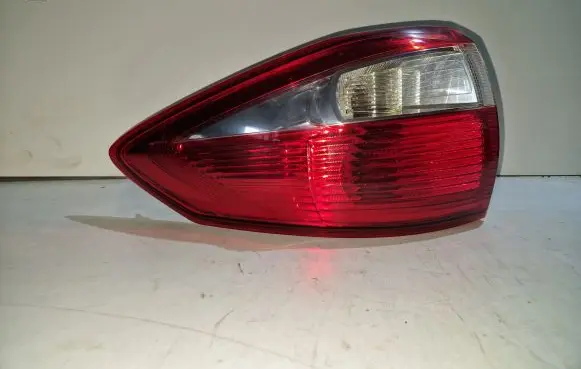 Ford C-MAX II Rear/tail lights 89502671