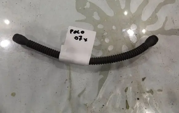 Volkswagen Polo IV 9N3 Vacuum line/pipe/hose 