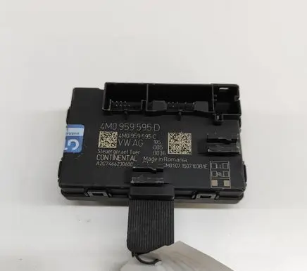 Audi Q7 4M Door control unit/module 4M0959595D