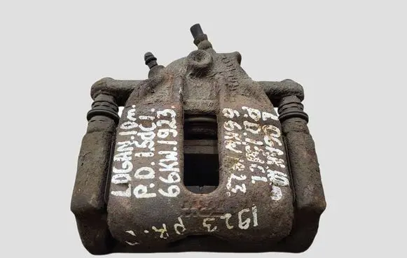 Dacia Logan I Front brake caliper
