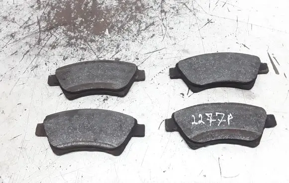 Renault Scenic II - Grand scenic II Brake pads (front) 