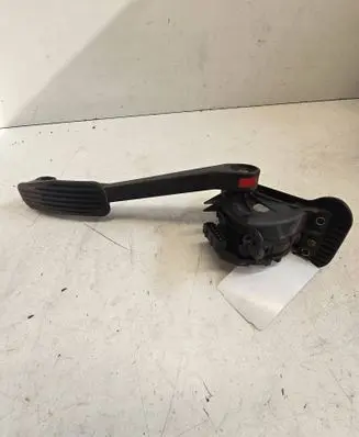 Volvo S80 Accelerator throttle pedal 9206836