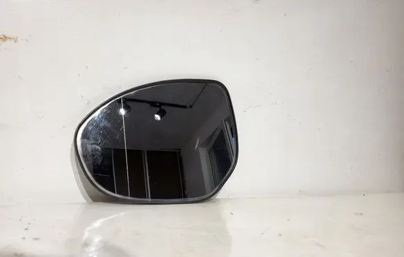 Mazda 6 Wing mirror glass D651autoas1