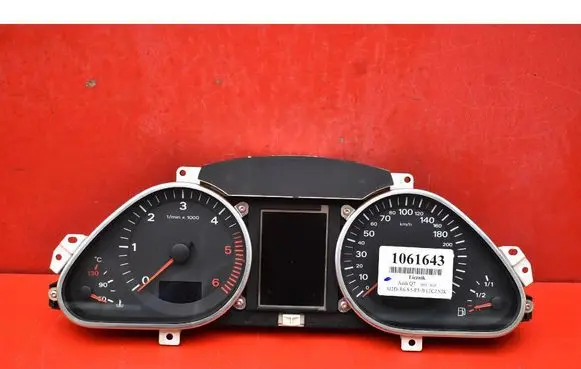 Audi Q7 4L Speedometer (instrument cluster) 4L0920930T