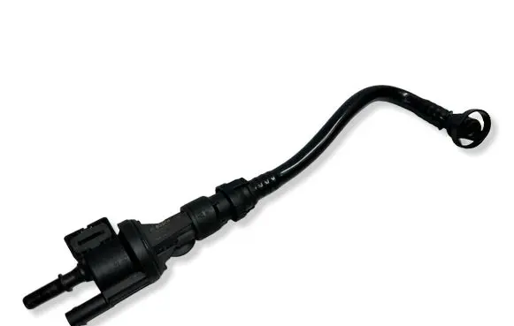 BMW 2 F46 Fuel tank valve 7621174