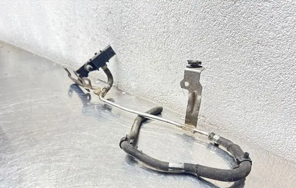 Opel Astra J Vacuum valve 55566127