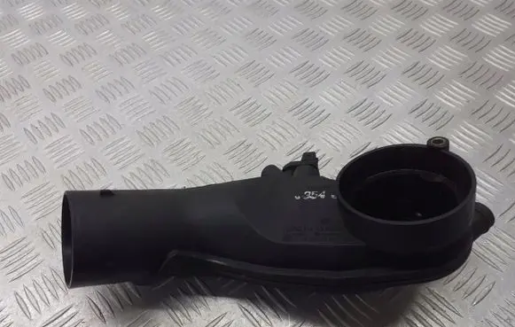 Audi A6 S6 C5 4B Air intake hose/pipe 078133356