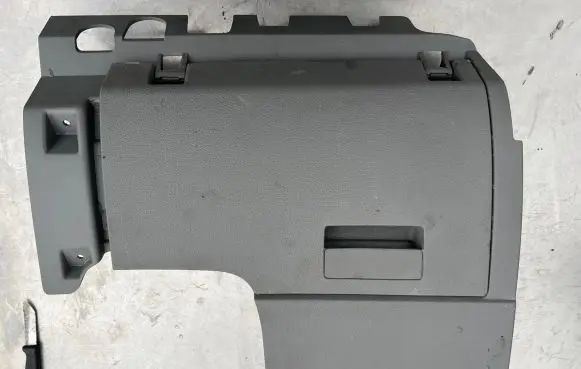 Volkswagen Touran I Dashboard lower bottom trim panel 1T1858365