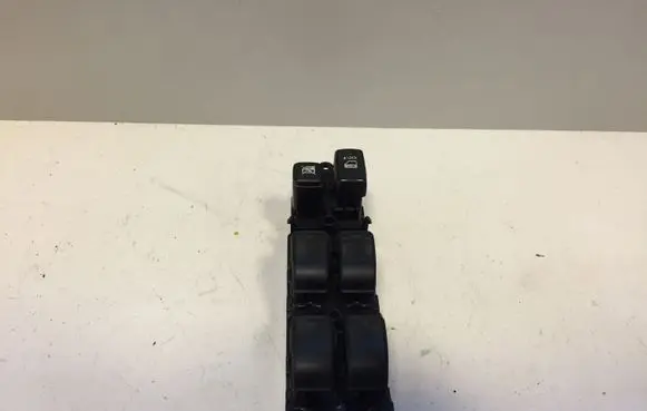 Lexus IS 220D-250-350 Electric window control switch 8404053070