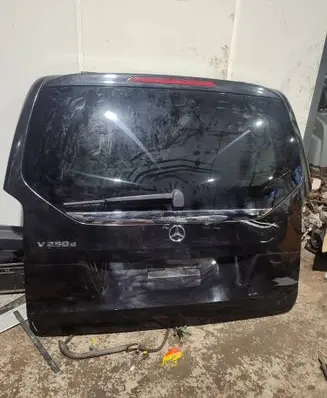 Mercedes-Benz V Class W447 Tailgate/trunk/boot lid