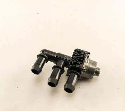 Ford Kuga III Electric auxiliary coolant/water pump LU5A8C505AA