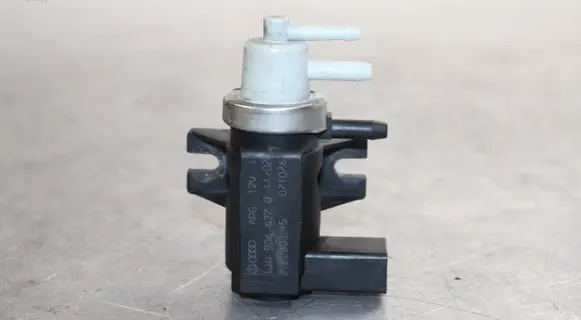 Volkswagen Caddy Turbo solenoid valve 1J0906627B