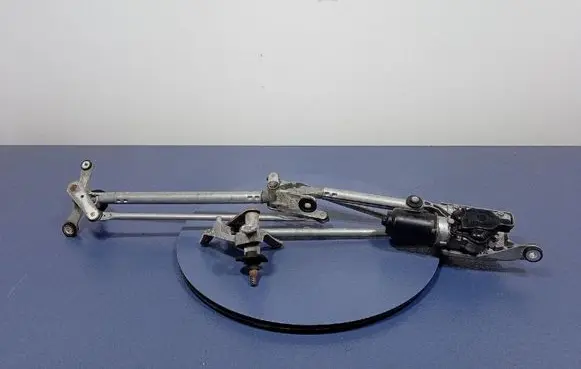 Front wiper linkage and motor