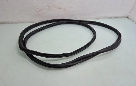 Peugeot 2008 I Trunk rubber seal (body) 9678350380