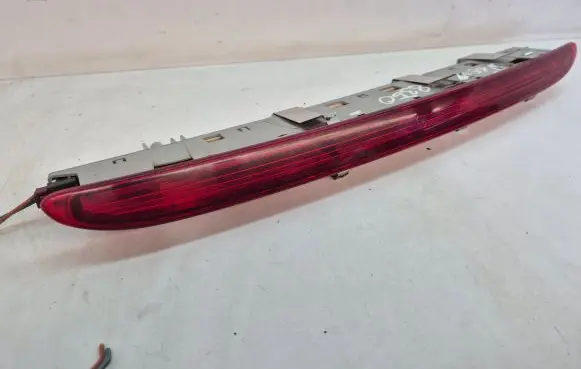 Mercedes-Benz ML W164 Third/center stoplight A1648200256 16106020050 4404800A1