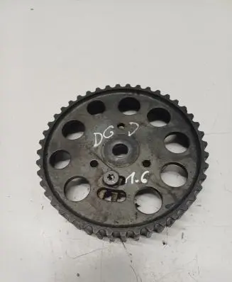 Volkswagen Golf VII Camshaft pulley/ VANOS 04L109105 DGD