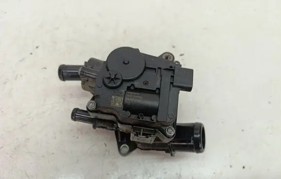 Hyundai i20 (BC3 BI3) Thermostat/thermostat housing 2110080914C 2560008000