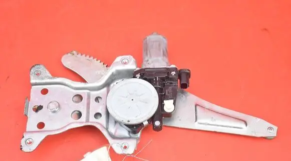 Suzuki SX4 Rear door window regulator with motor