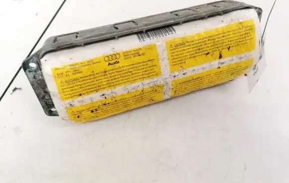 Audi A3 S3 8P Passenger airbag 8P0880202