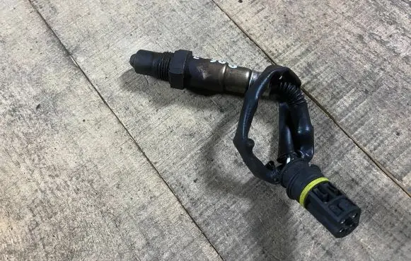 Mercedes-Benz S W220 Lambda probe sensor 0015406017