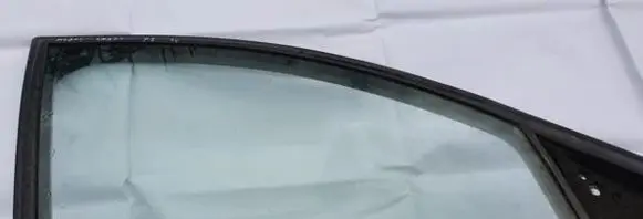 Smart ForFour I Front door window glass four-door