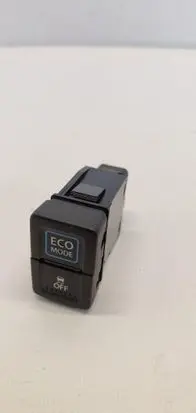 Fog light switch