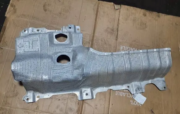 Nissan Qashqai J12 Exhaust heat shield