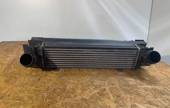 BMW 4 F32 F33 Intercooler radiator 7600532