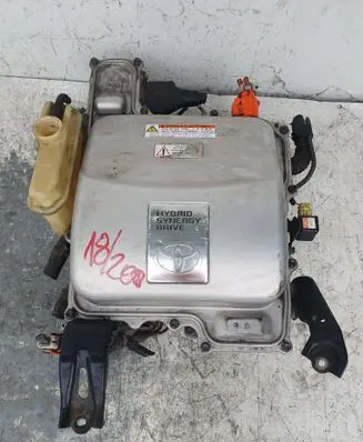 Toyota Prius (XW20) Voltage converter inverter G927047040 6913819 0609138197