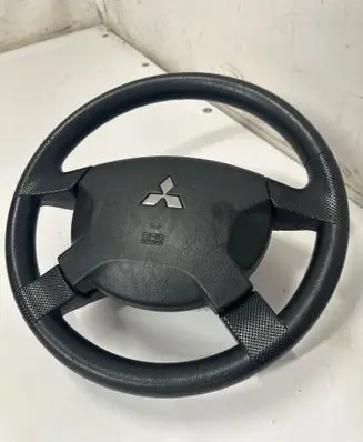 Mitsubishi Space Star Steering wheel