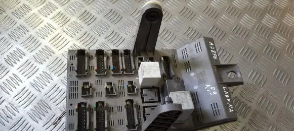 Renault Laguna I Fuse box set 7700427844a 7700821586