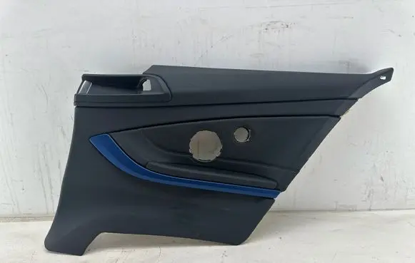 BMW 4 F32 F33 Front door card panel trim 0001062713