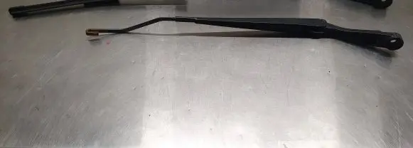 Nissan e-NV200 Windshield/front glass wiper blade 