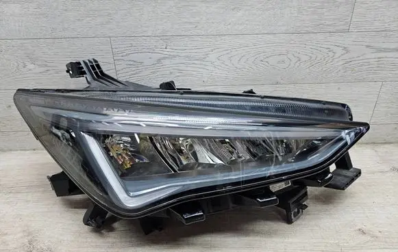 Cupra Born Headlight/headlamp 10F941008K