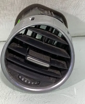 Audi A4 S4 B6 8E 8H Dash center air vent grill 8h0820951d