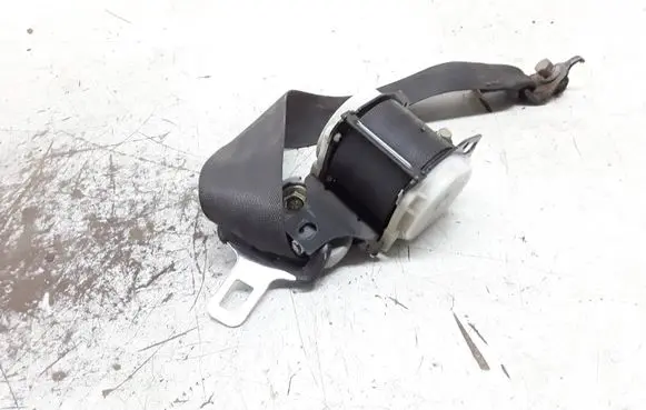 Honda Stream Third row seat belt 