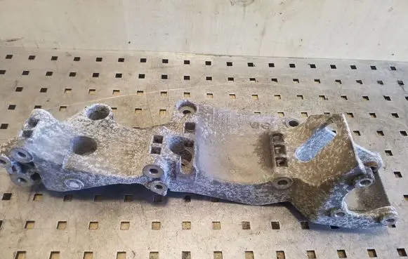 Generator/alternator bracket