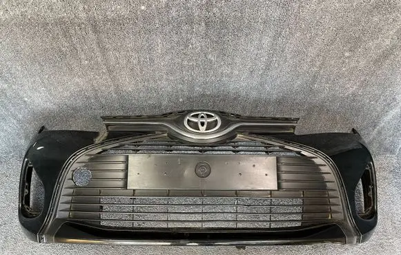Toyota Yaris Front bumper YARIS 3 III LIFT 14-16