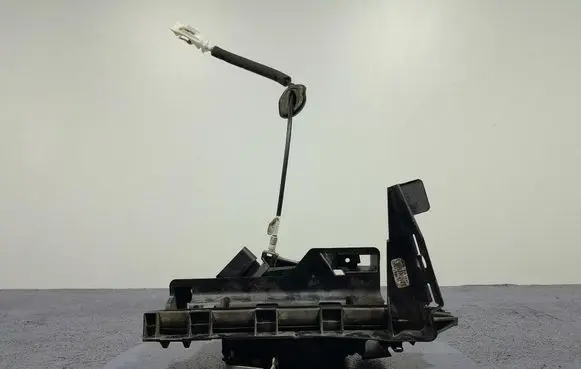 Ford Fusion Front door lock AE8A-5421813-CC